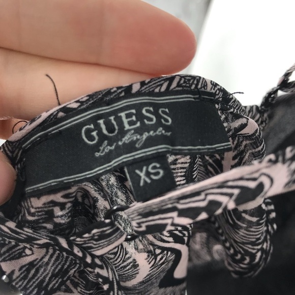 Guess Ruffle Front Open Back  Black‎ Artistic Pattern Tank Top Size XS - Picture 4 of 5
